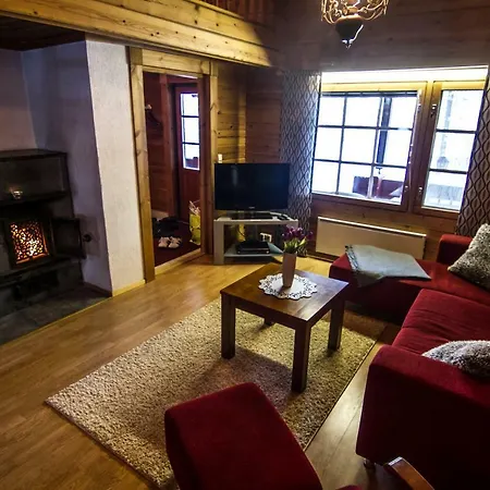 Loma Rinteelae Chalet *